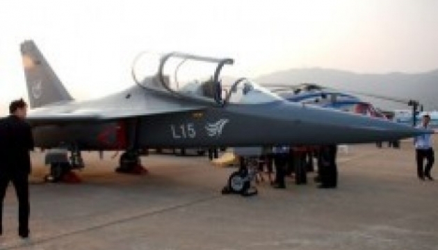 China starts exporting L15 aircraft with Ukrainian engines