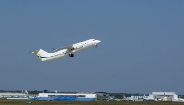 AeroSvit leases out its aircraft to UIA