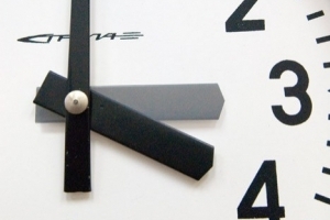 ウクライナ、３月２９日に夏時間へ移行へ