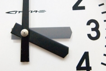 ウクライナ、３月２９日に夏時間へ移行へ