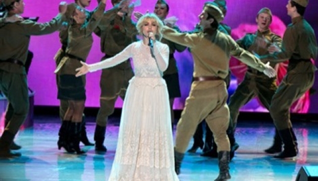 Тіна Кароль уперше з'явилася на публіці після смерті чоловіка