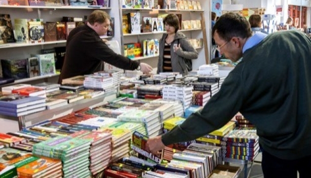 Das Internationale „Buch-Arsenal“ versammelte berühmte Schriftsteller und Künstler in Kiew