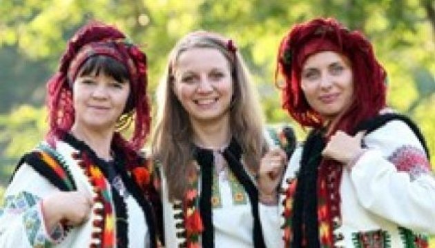 La ropa femenina ucraniana va a conquistar a las mujeres francesas y belgas 