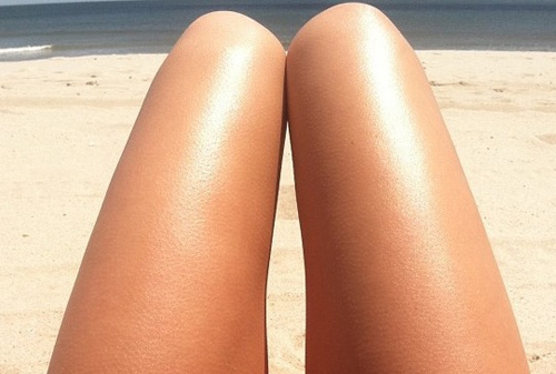 У мережі шаленої популярності набуває новий інтернет-мем. Фото