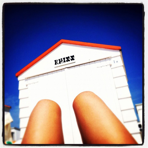 У мережі шаленої популярності набуває новий інтернет-мем. Фото