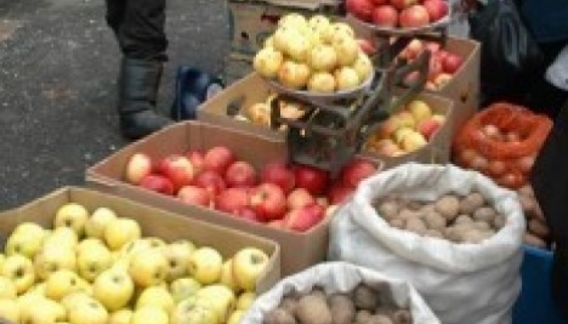 У столиці через негоду знову скасували сільгоспярмарки У столиці через негоду знову скасували сільгоспярмарки