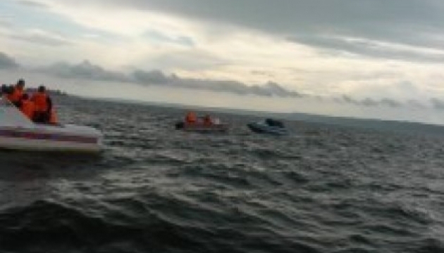 В Індонезії перекинувся човен: 10 загиблих