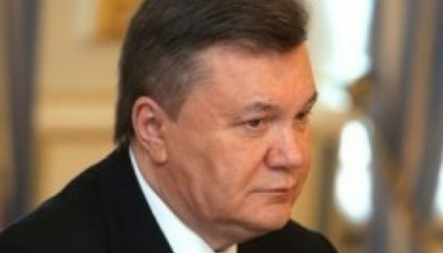 Янукович дав інтерв'ю українським телеканалам
