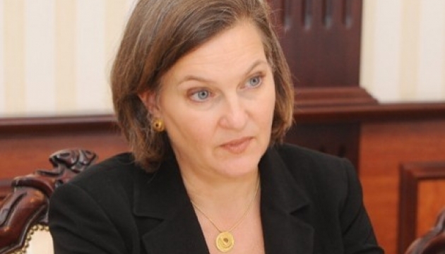 Victoria Nuland: USA plädieren für friedliche und demokratische Regelung der politischen Probleme in Ukraine  c