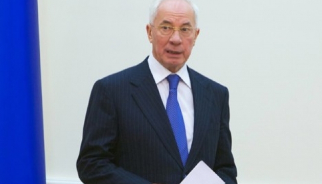 Azarov hands in resignation