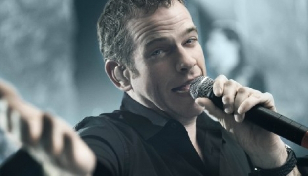 Garou cancela concierto en Kyiv por los disturbios