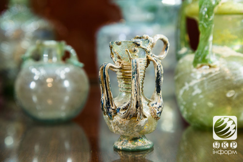 Музей Ханенків запрошує подивитися на вічність. Фото