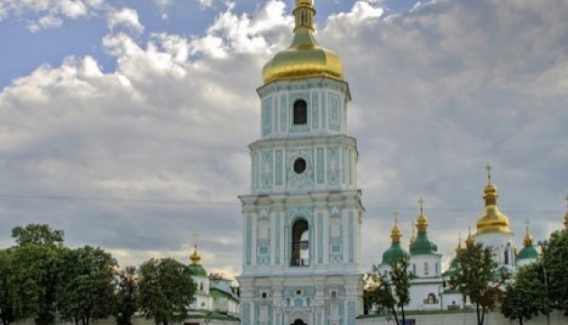 Будівництво біля Софії Київської заборонили