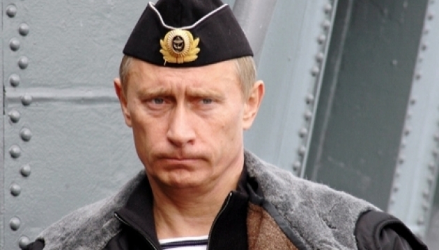 Putin puts his troops on full combat alert