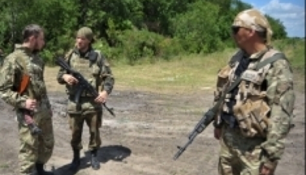 Порошенко підвищив граничний вік перебування військових у запасі