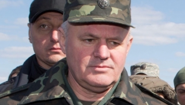 Командувач Сухопутних військ вибачився за претензії до волонтерів