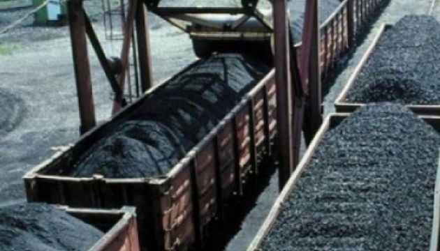 Третє судно з південноафриканським вугіллям прибуло в Україну