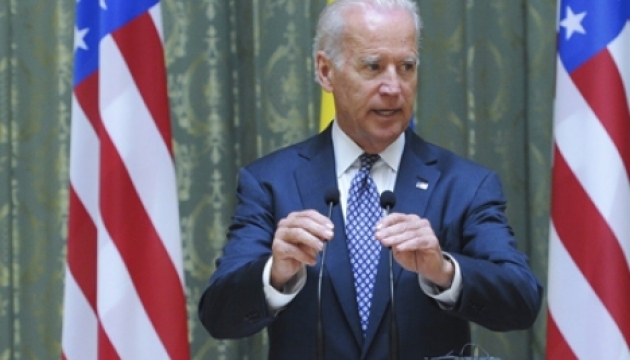 Віце-президент США прибув до Києва у свій день народження.