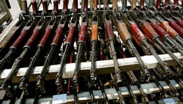 У НАТО готові домовлятися про купівлю-продаж зброї Україні