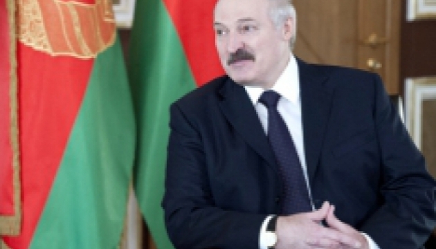 Лукашенко - Порошенку: Ми робитимемо все, щоб в Україні був мир