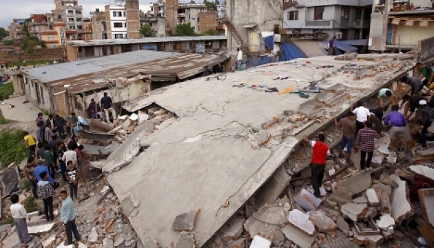 Трагедія в Непалі: число жертв стихії зростає - вже більше 2,5 тисяч