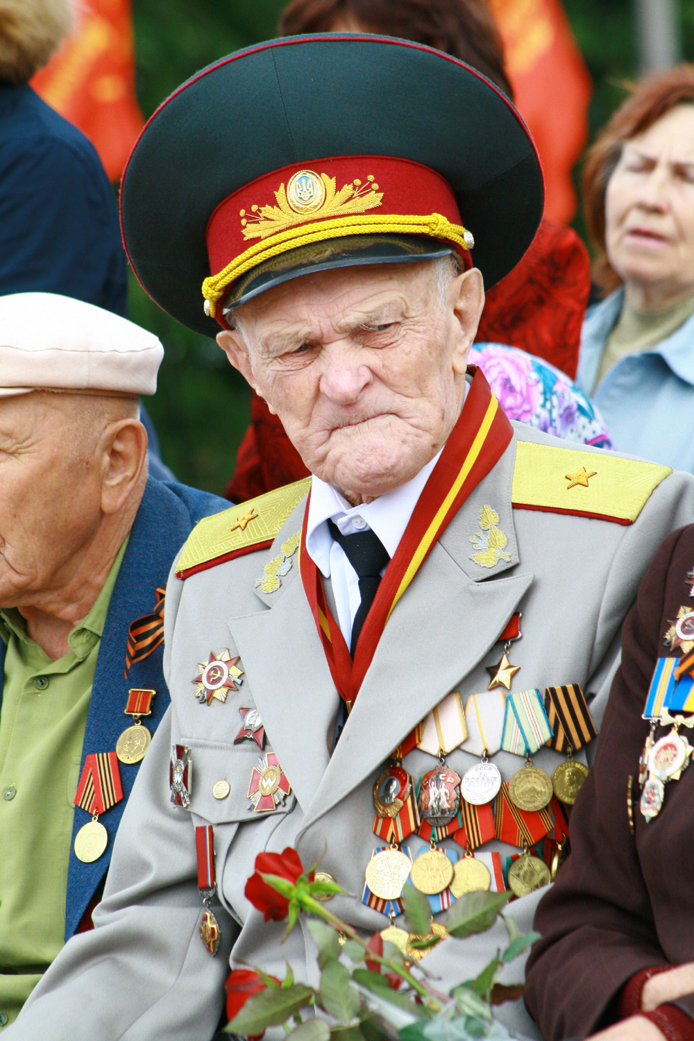 Сколько героев советского союза осталось живых фильм скуби ду быстро