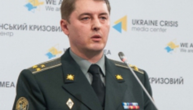 Les combattants pro-russes ont tiré plus de 1000 obus sur les positions militaires ukrainiennes