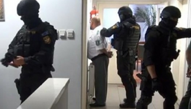 Угорщина впіймала 19 митників на сприянні контрабанді – Москаль