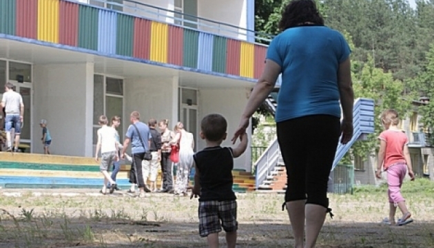El número de desplazados de Crimea y el Donbás asciende a 1,374 millones de personas