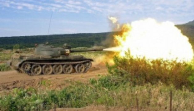 La situation dans le Donbass: les combats continuent