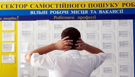 Number of registered unemployed decreased by 9,000 persons 