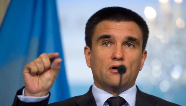 Klimkin: Ucrania planea una votación de una nueva resolución sobre Crimea en noviembre