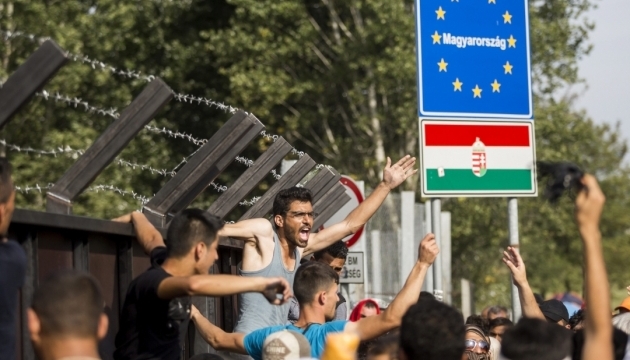 В Угорщині триває кампанія проти Євросоюзу