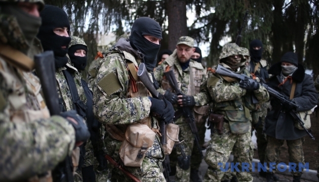 Generalstab gibt Anzahl der Separatisten und russischer Soldaten im Donbass an