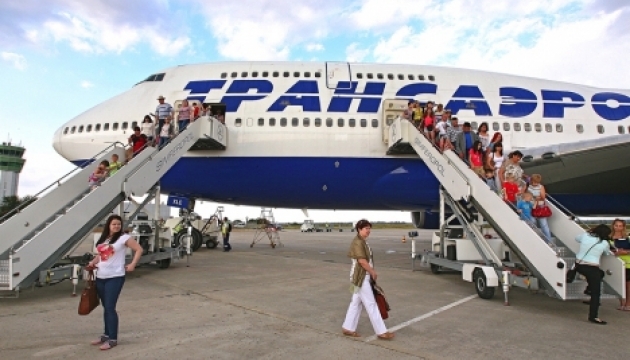 Уряд заборонив російським авіакомпаніям літати до України
