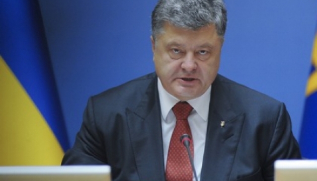 Президент відправив Абромавичуса на переговори ГУАМ