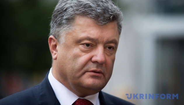 Poroshenko to meet with commanders of military units on Oct 12