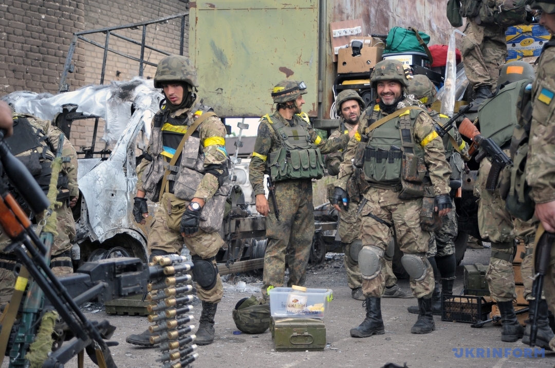 Подготовка к выходу украинских солдат из Иловайского котла