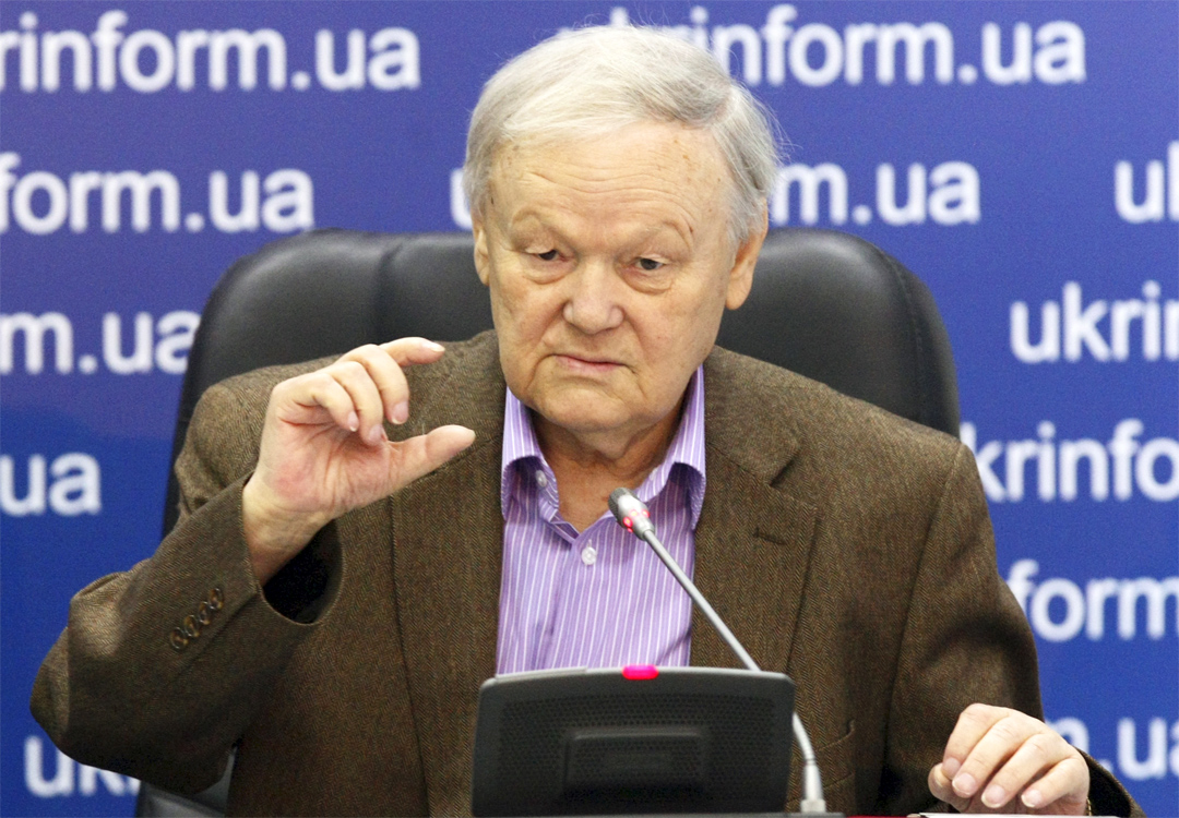 Борис Олійник