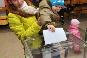 Українці у Польщі готуються голосувати на президентських виборах в Україні