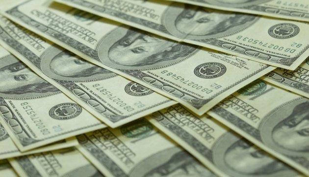 В Киеве мошенник за 15 минут организовал фальшивый обменник и "заработал" $45 тысяч