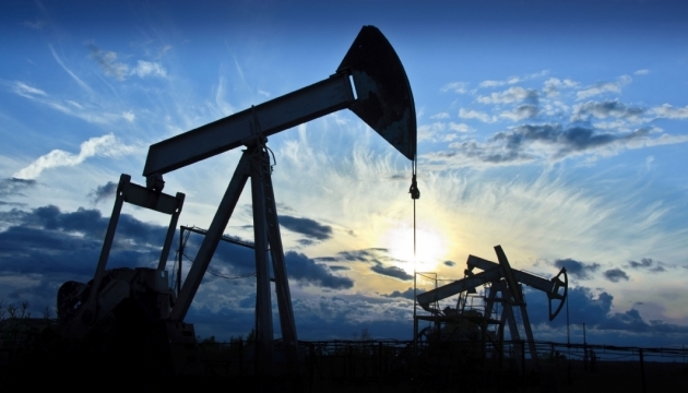 Україна отримала першу партію азербайджанської нафти 