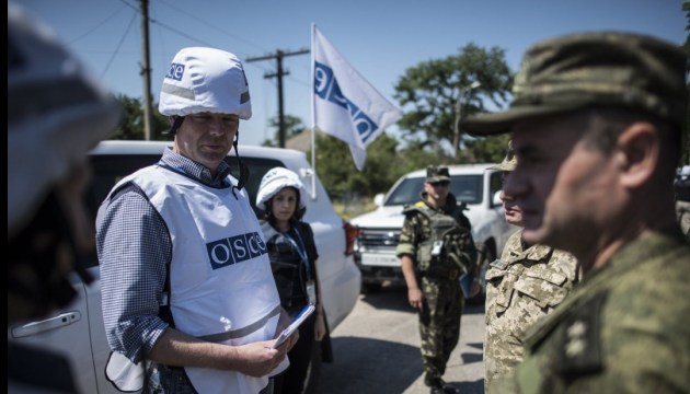 OSCE records over 30 explosions in east Ukraine