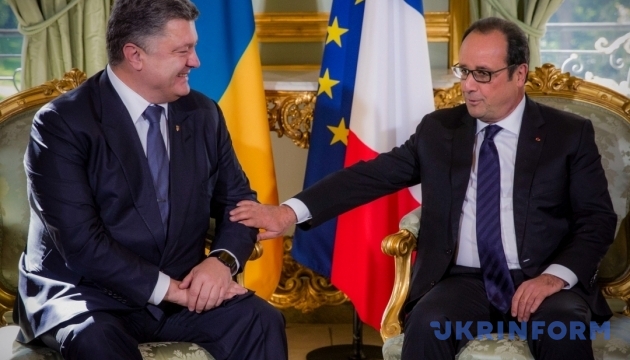 Poroshenko, Hollande discuss visa-free regime