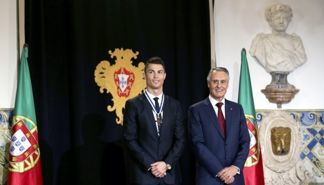 Президент Португалії закликав громадян не забути за футболом про вибори
