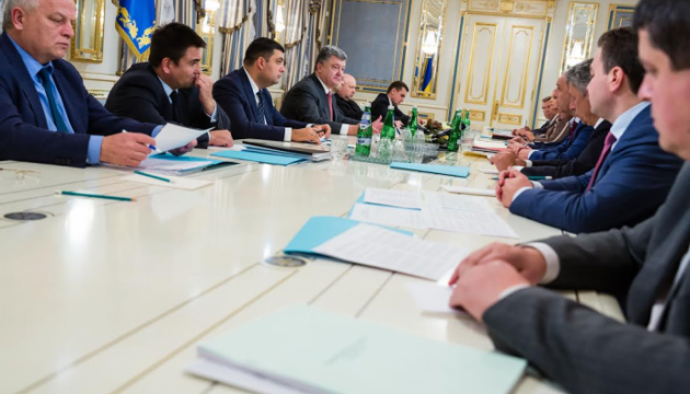 Боевики могут отменить псевдовибори уже завтра – Порошенко