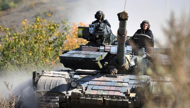 Estado mayor de la ATO: En la provincia de Lugansk termina la retirada de los tanques