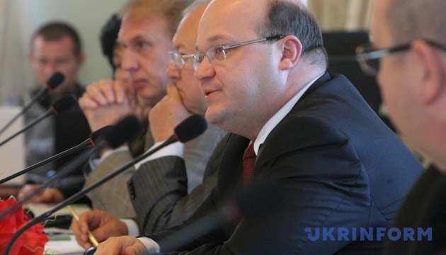 Tschalyj: Verteidigungshilfe für die Ukraine kann schon in naher Zukunft kommen
