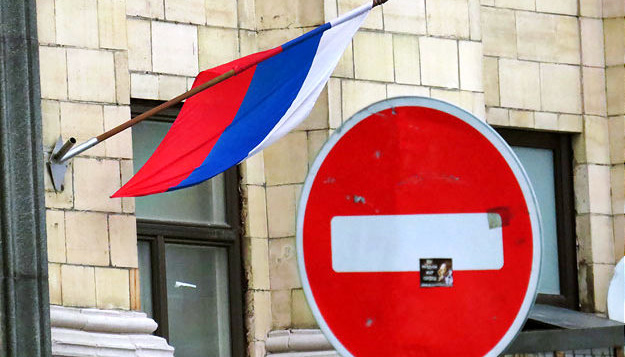 Hollande: Sanctions against Russia to be maintained until Ukraine’s territorial integrity restored