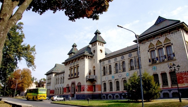 Poltava Museum of Local Lore: jewel of Ukrainian Art Nouveau